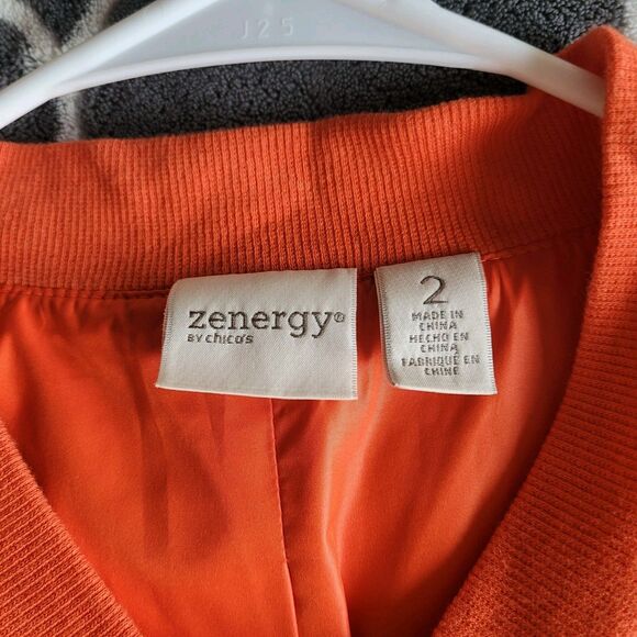 Chico’s Zenergy Orange Quilted Puffer Jacket Size 2 Large Gold Snap Pockets - Picture 2 of 7